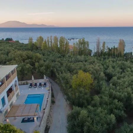Villa Daphne Planos